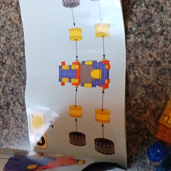 Lego Laser Pegs 6 in 1 with Directions. - Picture 3 of 7